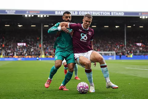 أكثر مهاجم أساسي من الموسم الماضي.. صلاح يحقق رقمًا قياسيًا جديدًا في الدوري الإنجليزي